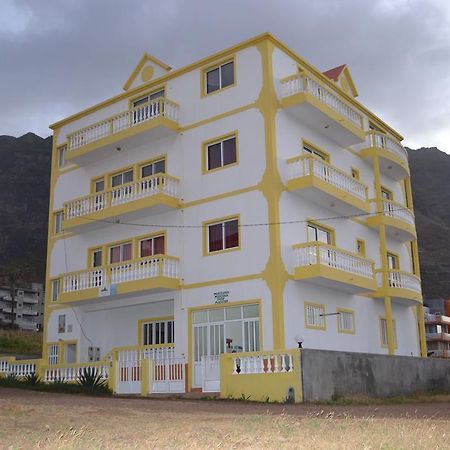 Bed and Breakfast Residencial Trilhas & Montanhas Ponta Do Sol Exterior foto